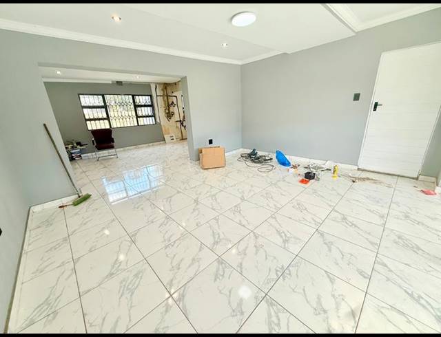 3 BEDROOM HOUSE FOR SALE IN VANDERBIJLPARK CW 4